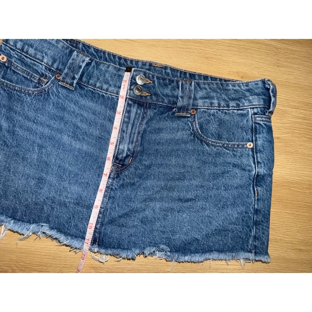 American Eagle Outfitters limited editiom